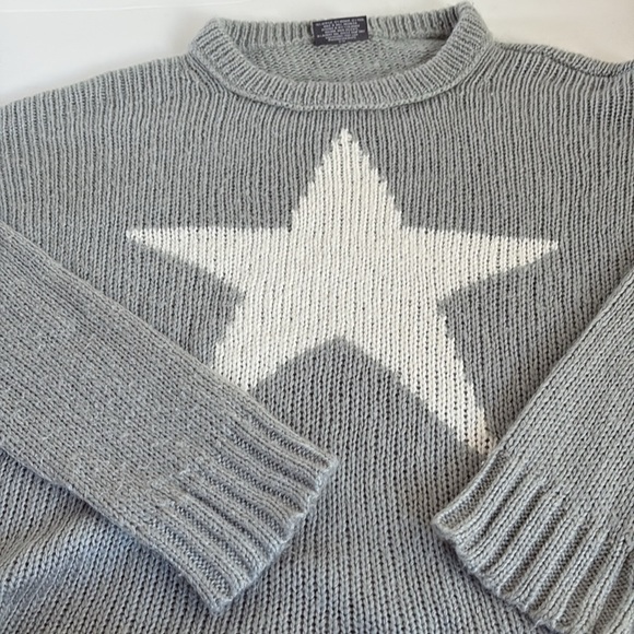 Wooden Ships chunky slouchy crew neck drop shoulder gray sweater with white star - Picture 16 of 16